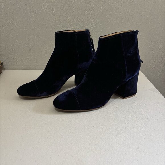 Madewell  The Jillian Ankle Boot in Blue Velvet, size 10 - Picture 2 of 10